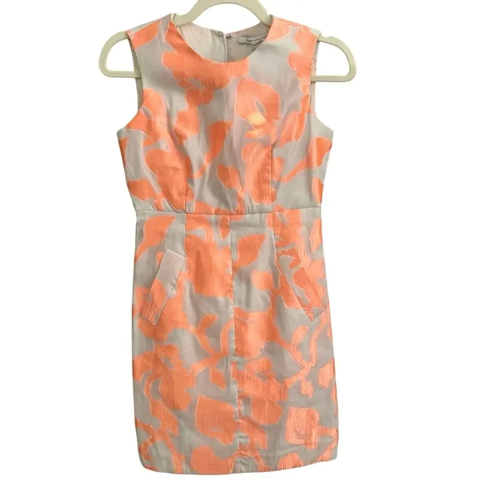 Diane Von Furstenberg (DVF) CARPRENNA
MINI ROSE JACQUARD in SORBET - Picture 4 of 11
